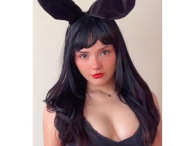 RosieeThompsom - Live sex cam - 22348561