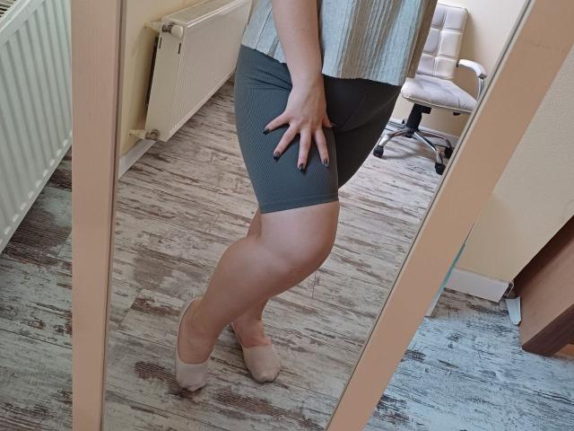 Leiliia - Live sex cam - 22348905