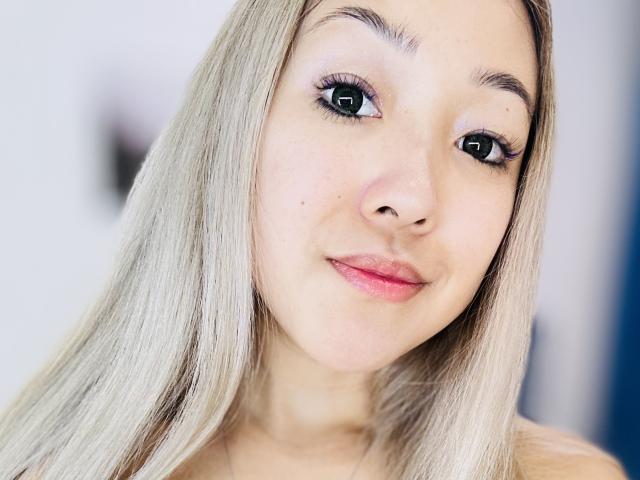 RenyLime - Live sex cam - 22350585