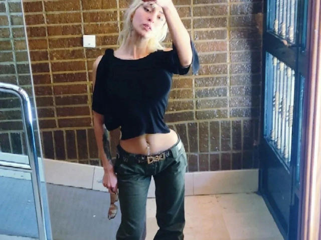 HannaDown-hot - Sexe cam en vivo - 22352365