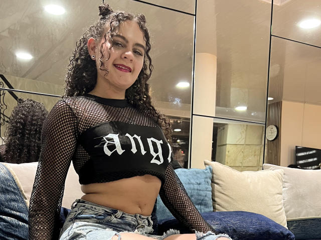 CaandySwetty - Live porn &amp; sex cam - 22357865