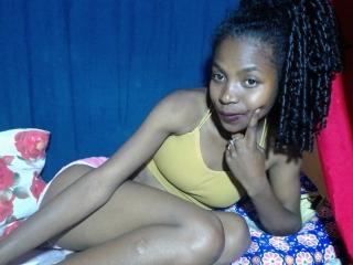 PrettyChocolat69 - Sexe cam en vivo - 22362009