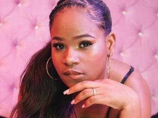 Rouxelee - Live sex cam - 22362713