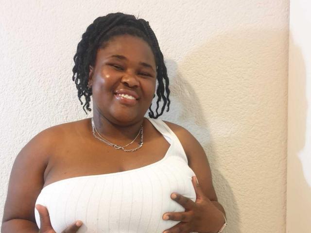 EbonyBustyZen - Live sex cam - 22367261
