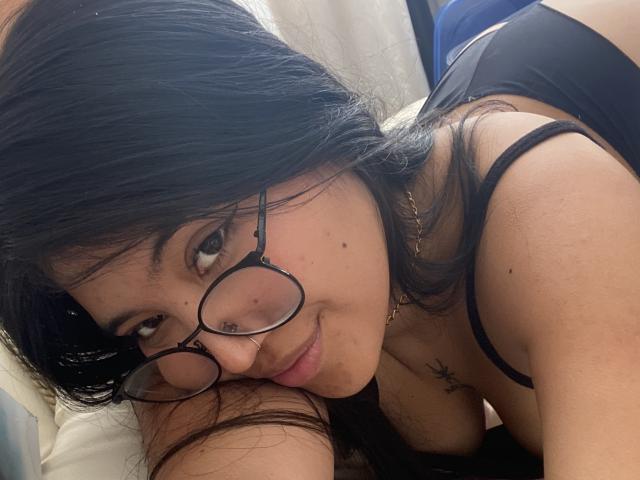 Elizaa - Live sex cam - 22370509