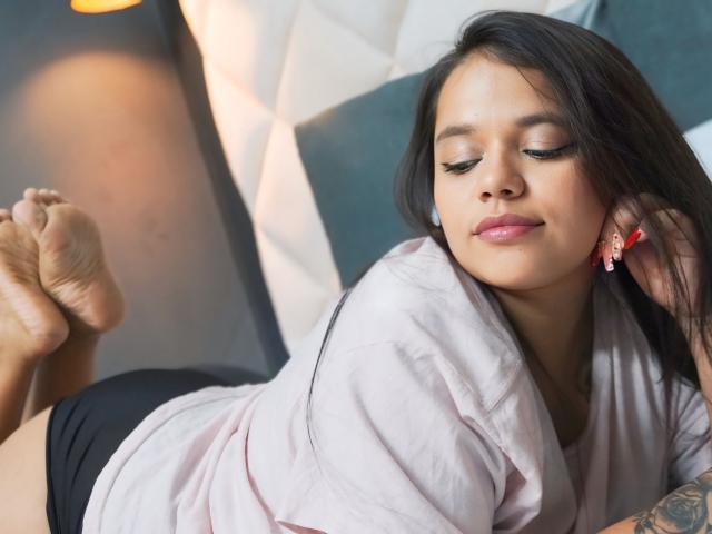 EimmyQuintero - Live porn &amp; sex cam - 22372449