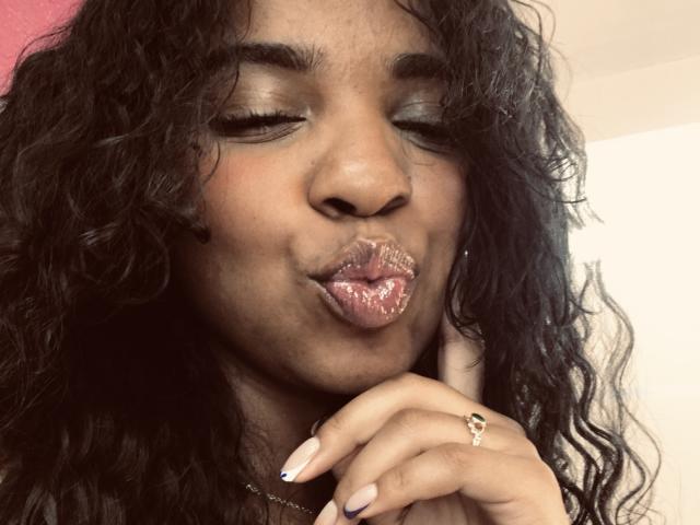 LisaMendez - Live porn &amp; sex cam - 22374345