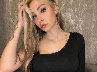 Sina-Valentini-hot - Sexe cam en vivo - 22382213