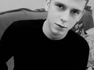 FortuneLarry - Live Sex Cam - 22383457