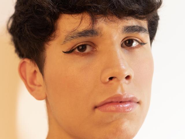 AlfredoR - Sexe cam en vivo - 22385721