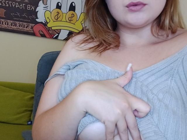 DiLaria - Live Sex Cam - 22387429