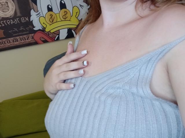 DiLaria - Live sex cam - 22387457