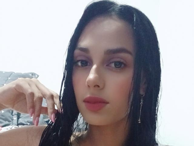 AnaisHilton - Live sex cam - 22390561