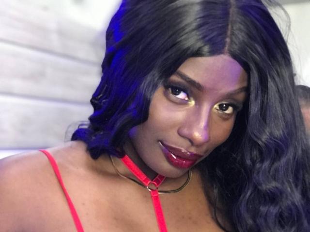 TinaxWhite - Sexe cam en vivo - 22390637