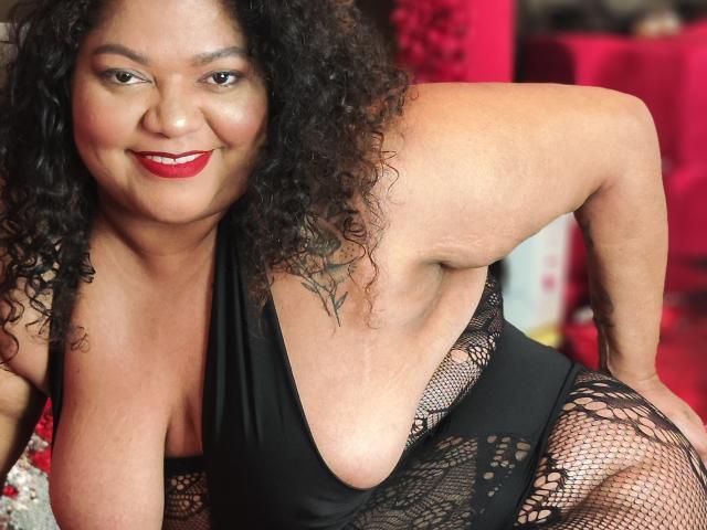 BrunetteBlue - Live sex cam - 22397469