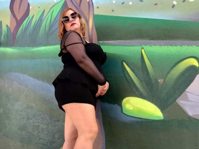 NatashaChaus - Live sex cam - 22397497