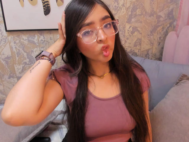 EvaMcAllister - Live sex cam - 22404941