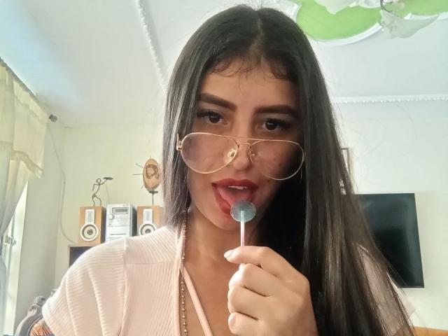 MadissonFontaine - Live porn &amp; sex cam - 22406429