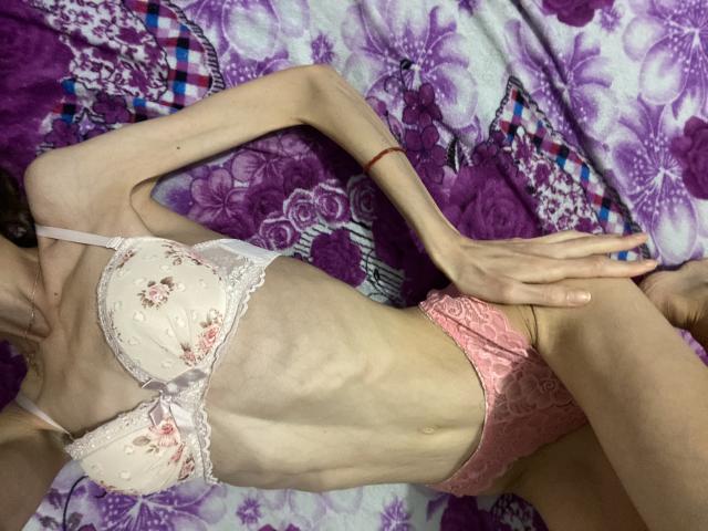 Kabblasha - Live porn &amp; sex cam - 22414137