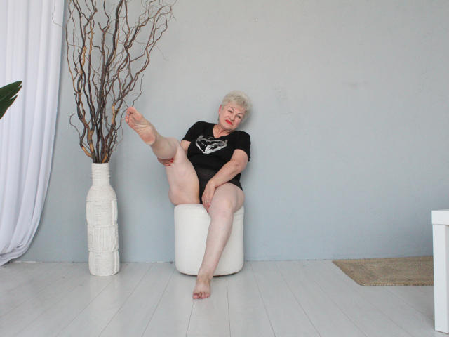 KayleSmoll - Live sex cam - 22414501