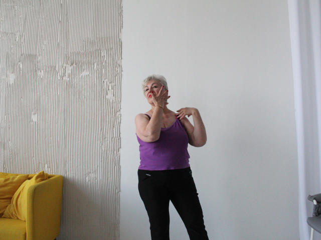 KayleSmoll - Live porn &amp; sex cam - 22415457