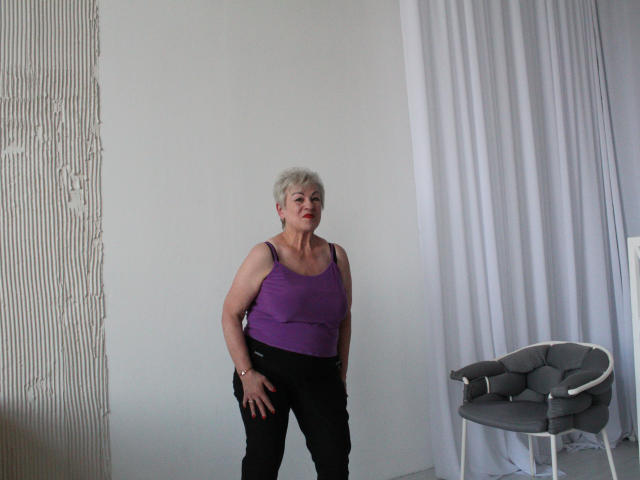 KayleSmoll - Live porn &amp; sex cam - 22415501