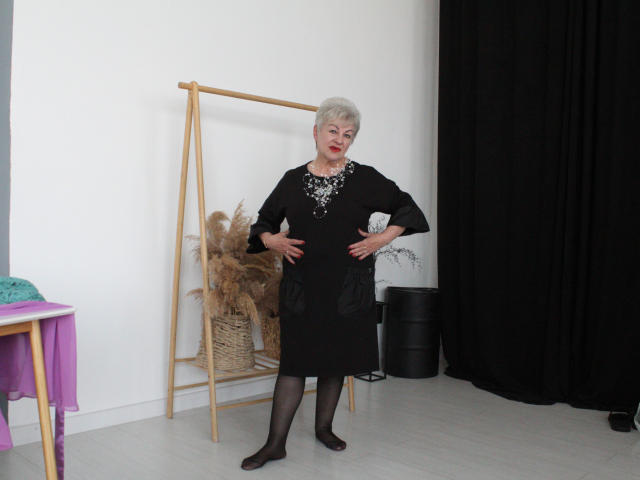 KayleSmoll - сексуальная веб-камера в реальном времени - 22415853