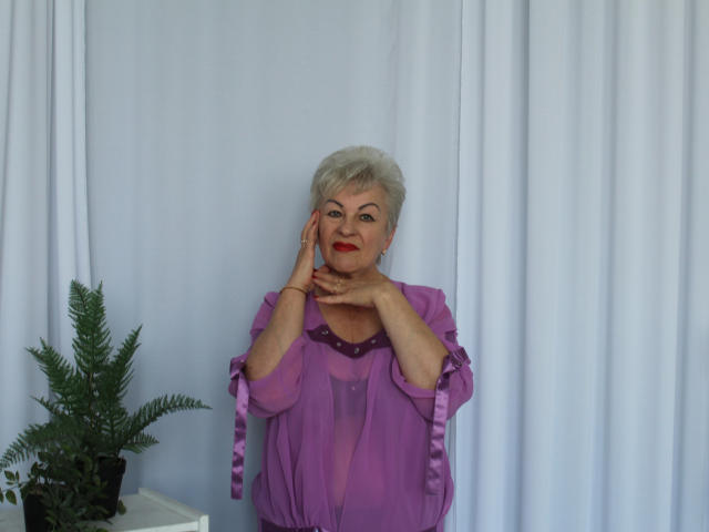 KayleSmoll - сексуальная веб-камера в реальном времени - 22415985