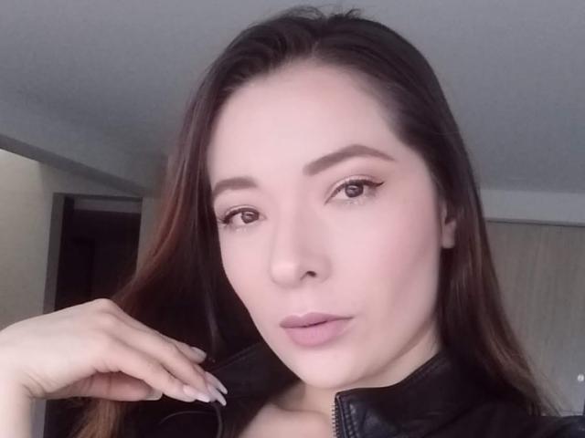 TaniaSanders - Live sex cam - 22419909