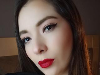 TaniaSanders - Live Sex Cam - 22419945