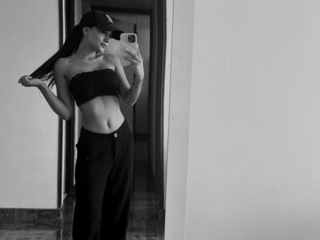 ThaliaAres - Live Sex Cam - 22420625