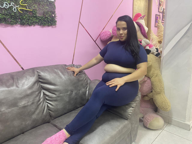 RebekaWhite - Live Sex Cam - 22421657