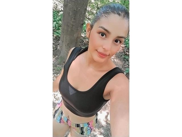 TalianaSquirt - Live porn &amp; sex cam - 22421801
