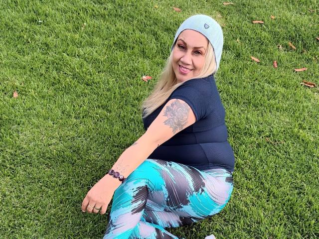 MatureYayita - Sexe cam en vivo - 22425325