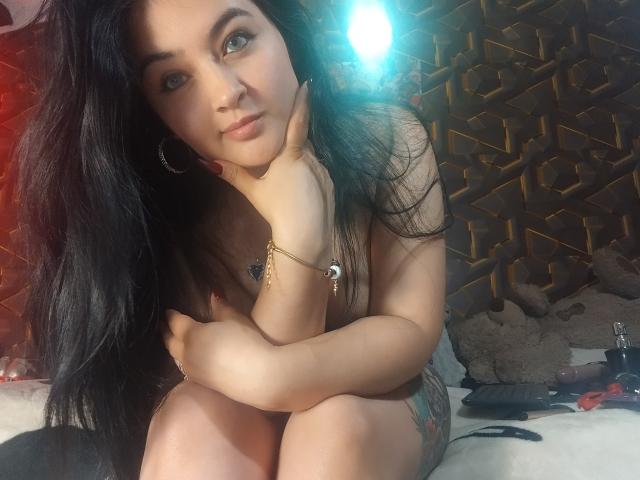 LindaSophieX - Live porn &amp; sex cam - 22427209