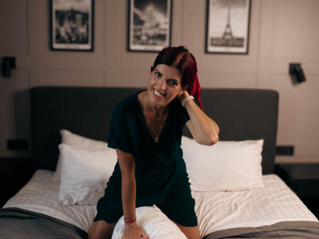 DesireSophie - Live porn &amp; sex cam - 22430477