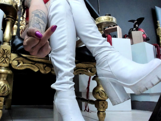 LusstCruella - Live porn &amp; sex cam - 22436601