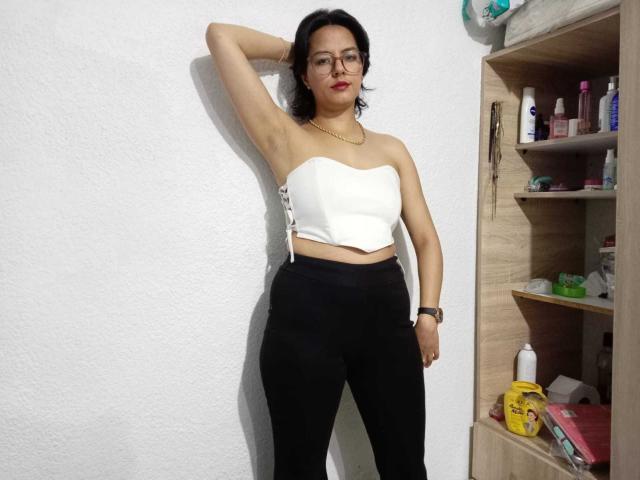 Paulettee - Live sex cam - 22438973