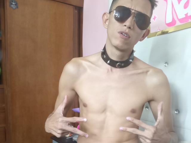 MelisaYTomas - Live Sex Cam - 22441909