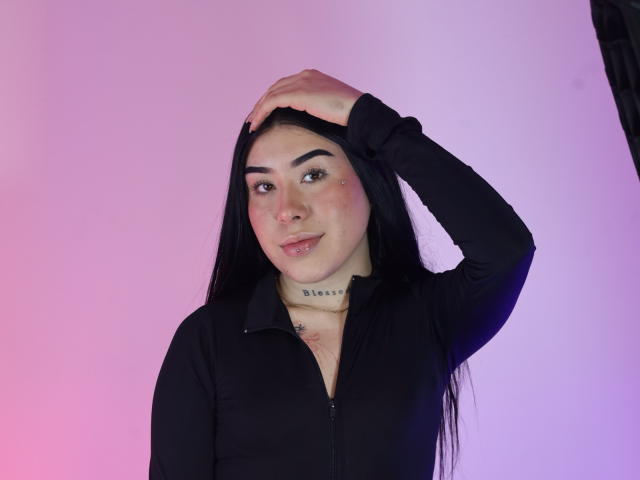 MiaGlowy - Live sex cam - 22442925