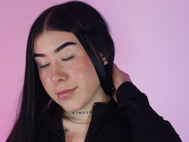 MiaGlowy - Live porn &amp; sex cam - 22442933