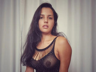 SerenaAllure-hot - Live porn &amp; sex cam - 22443717