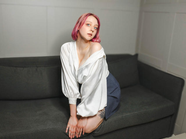 MadelineBeauty - Live sex cam - 22443961