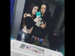 KatAndCharlotte - Live Sex Cam - 22444169