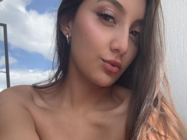 DianaFernandezz - Sexe cam en vivo - 22445137