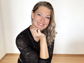 ReifeViolla-hot - Live sex cam - 22445565