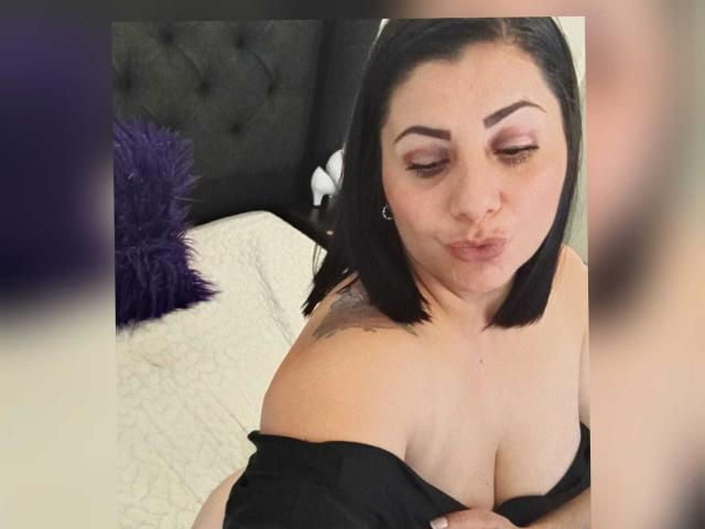 AngeleRoux - Live sex cam - 22446317