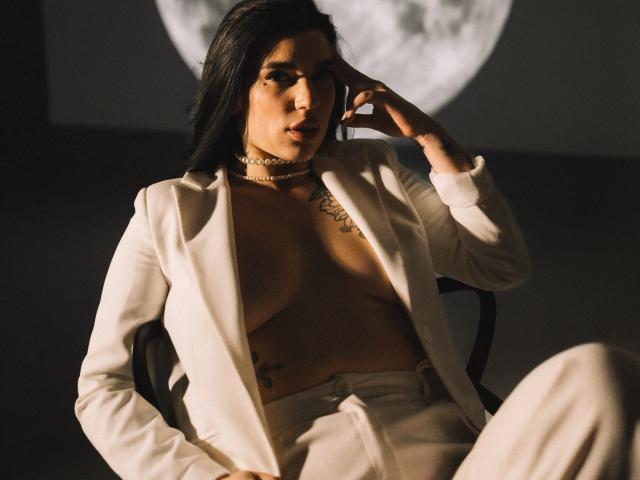 LayaGorgeous - Live sex cam - 22447149