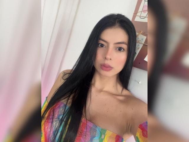 IsabellaJames - Live sex cam - 22449017
