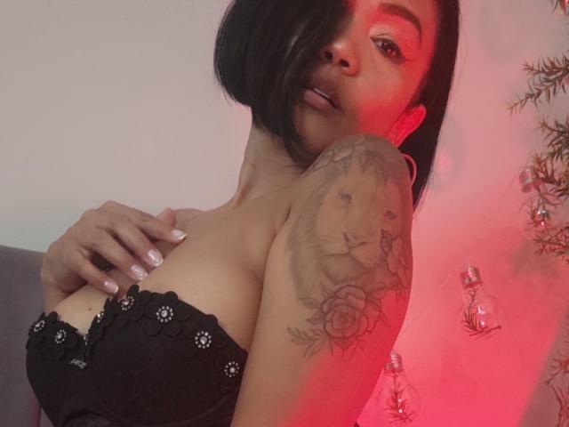 ExoticLyla - Live porn &amp; sex cam - 22450777